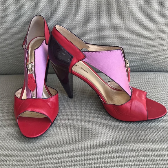 Pour La Victoire Red Pink Patent Heels - Picture 1 of 6